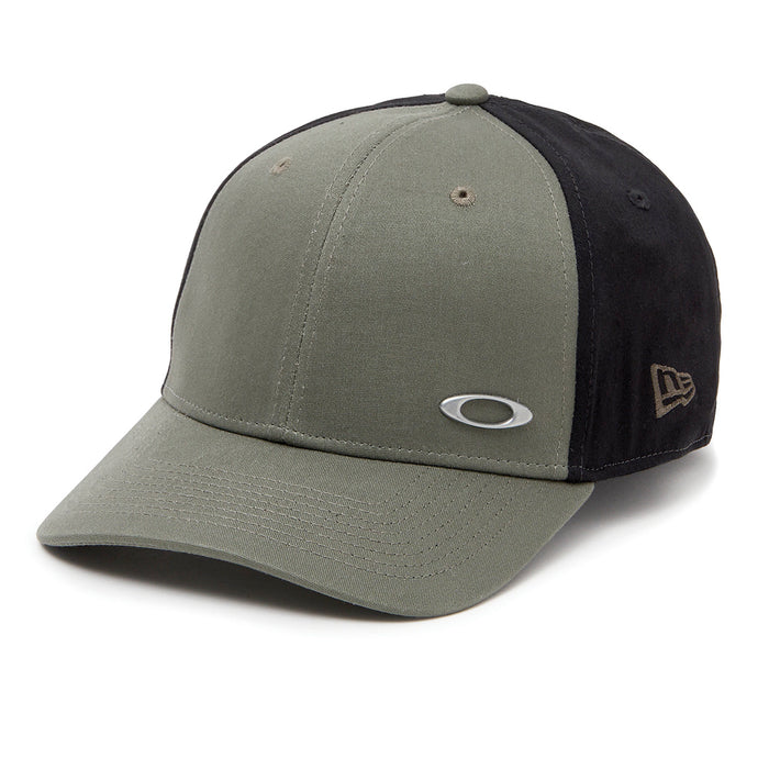 Men's Oakley Tinfoil Hat