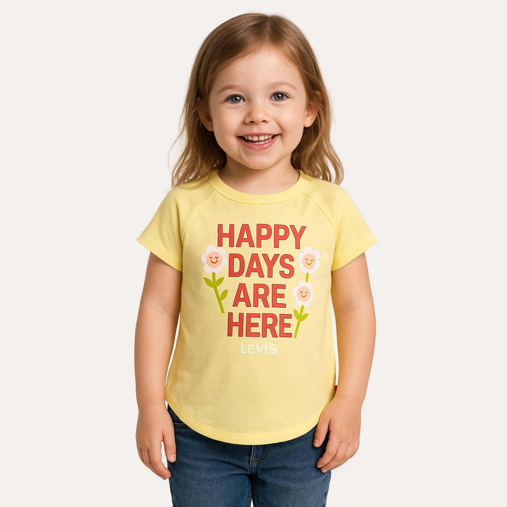 Levi's Girl's Round Hem Graphic Tee
