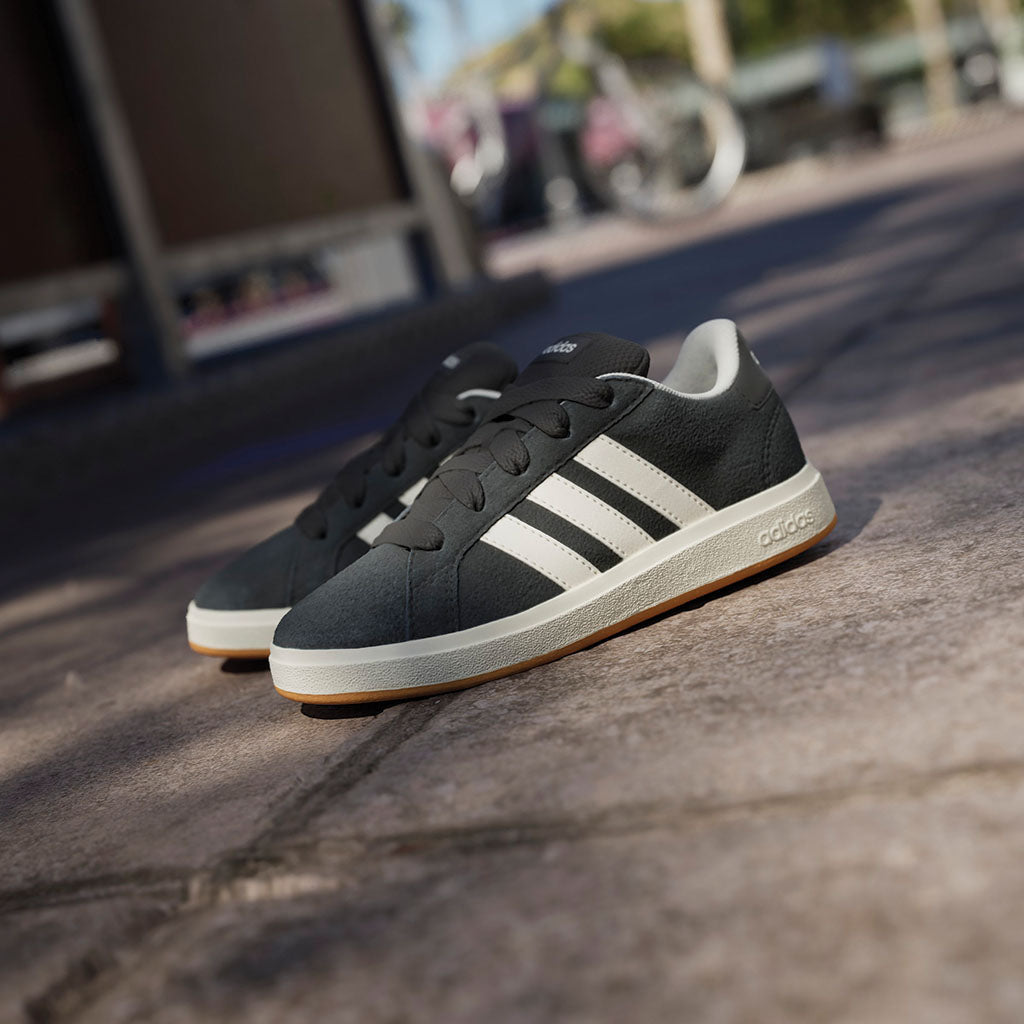 Kid's Adidas Grand Court 00s Shoe