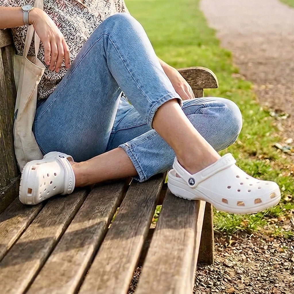  adicross classic J 265 WIDE ホワイト Women's Crocs Classic Clog — Winnipeg Outfitters