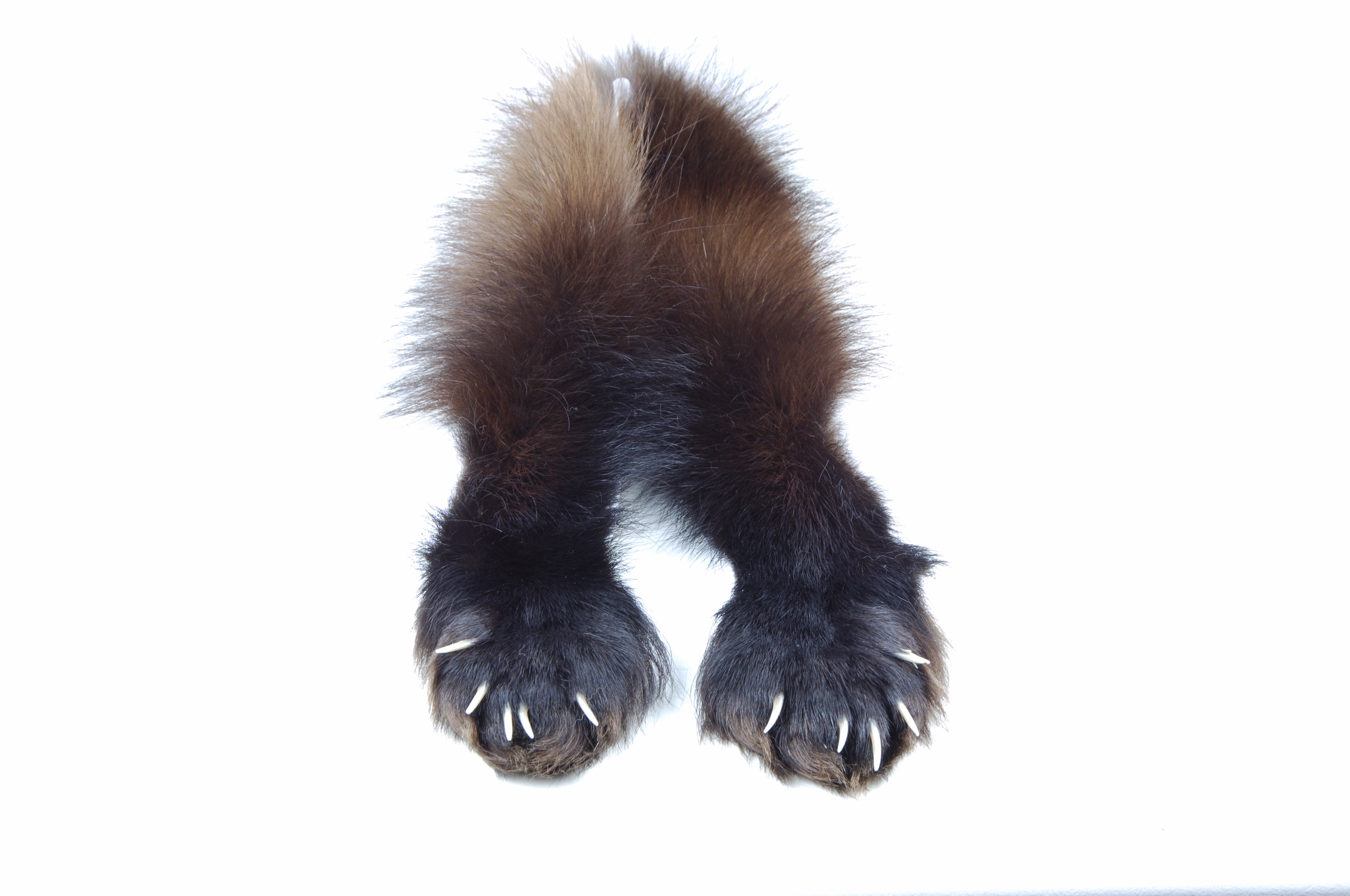 Wolverine Parka Hood Strip w/Feet Media 3 